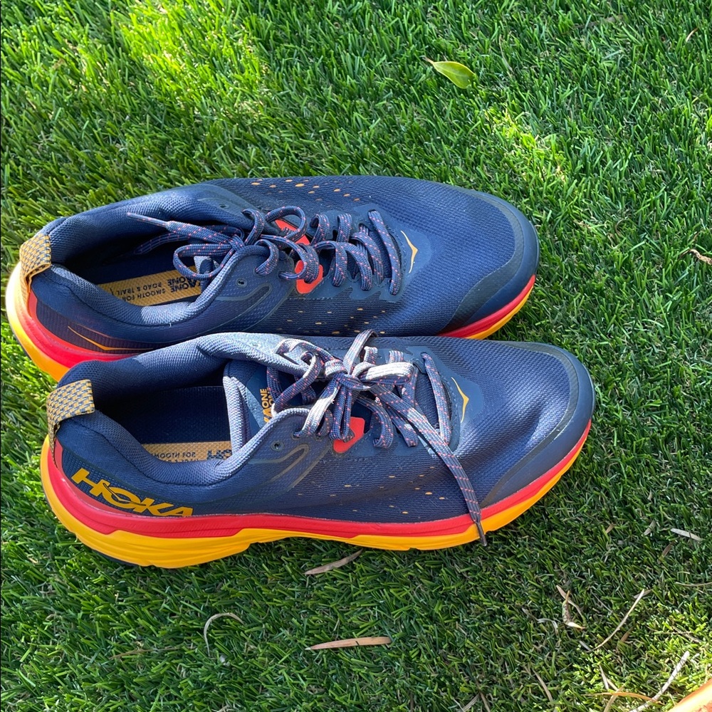 Brand new HOKA Men's Navy and Orange Athletic Shoes v641 sz 9.5